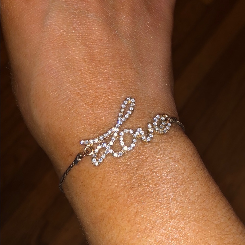 Love crystal bracelet - Picture 3 of 4